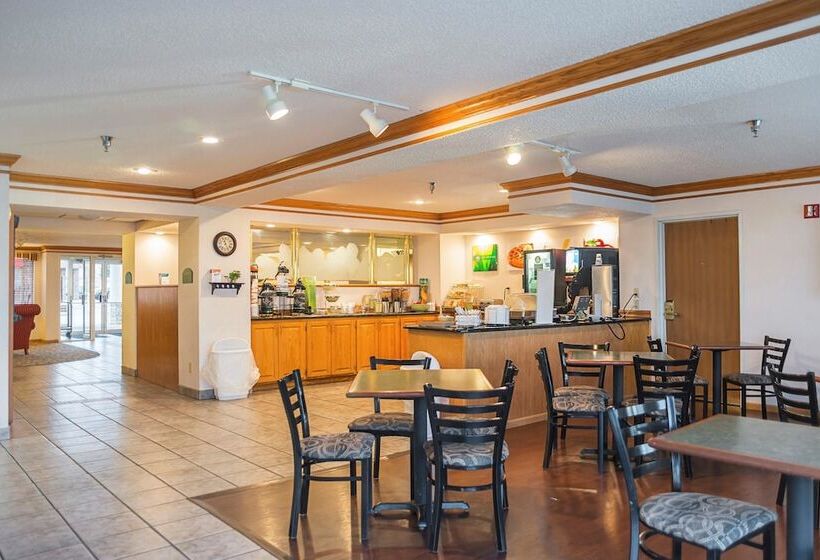 Отель Quality Inn Near Monument Health Rapid City Hospital