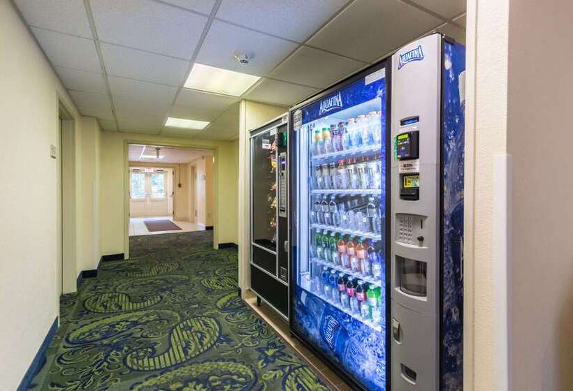 酒店 Quality Inn & Suites Conference Center