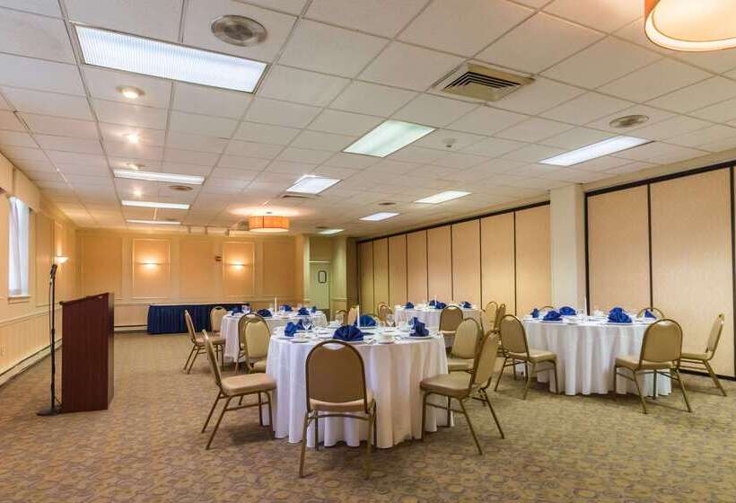 酒店 Quality Inn & Suites Conference Center
