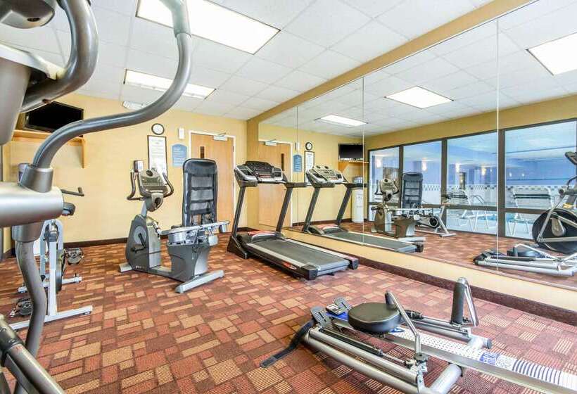 فندق Quality Inn & Suites