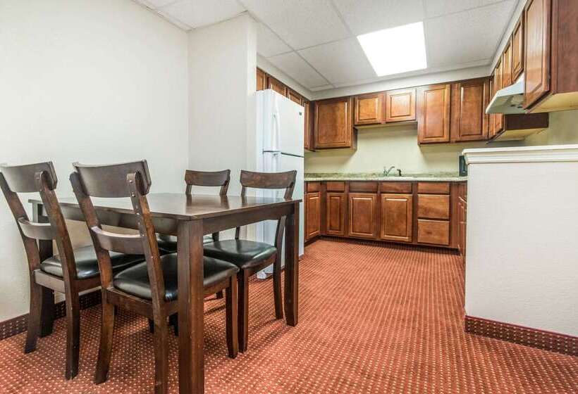 فندق Quality Inn & Suites