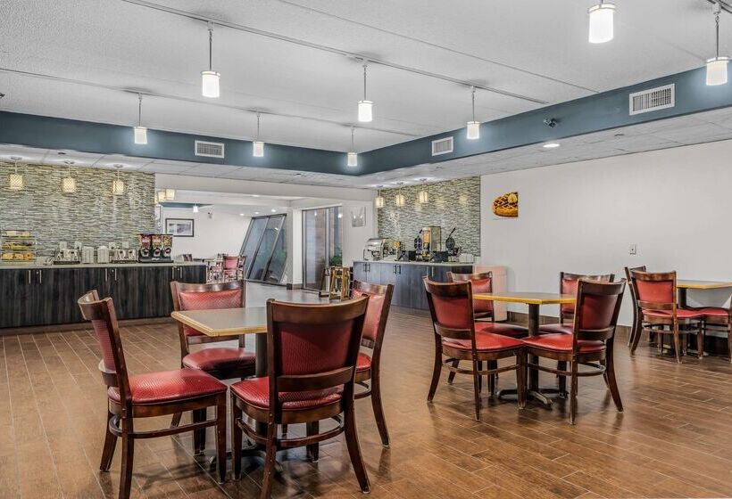 هتل Quality Inn & Suites Mall Of America  Msp Airport