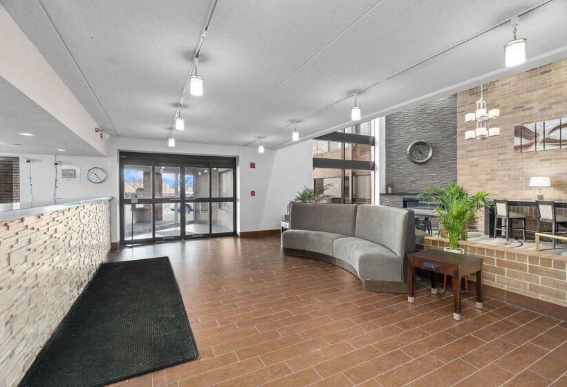 فندق Quality Inn & Suites Mall Of America  Msp Airport