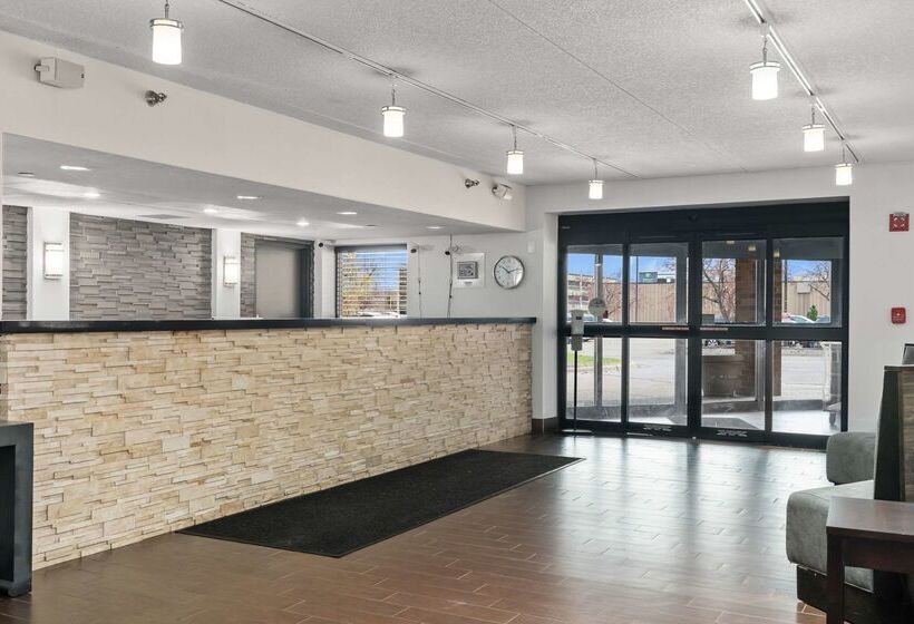 هتل Quality Inn & Suites Mall Of America  Msp Airport