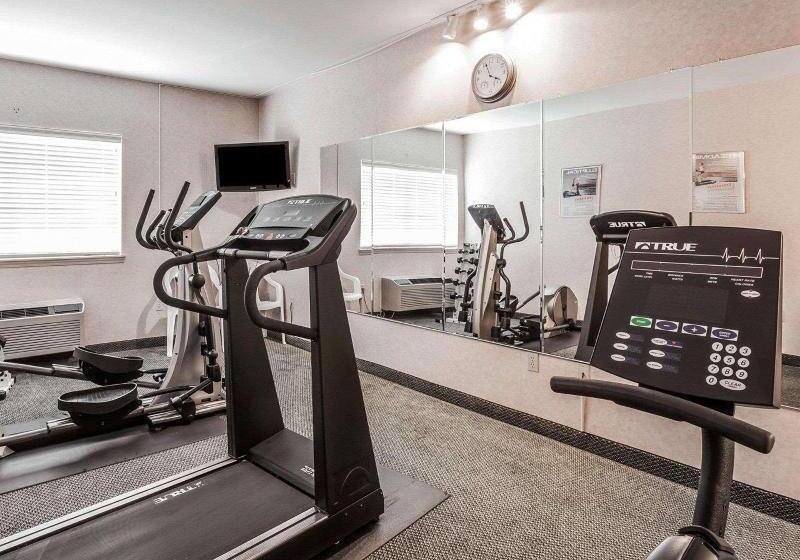 בית מלון כפרי Quality Inn Tulalip  Marysville