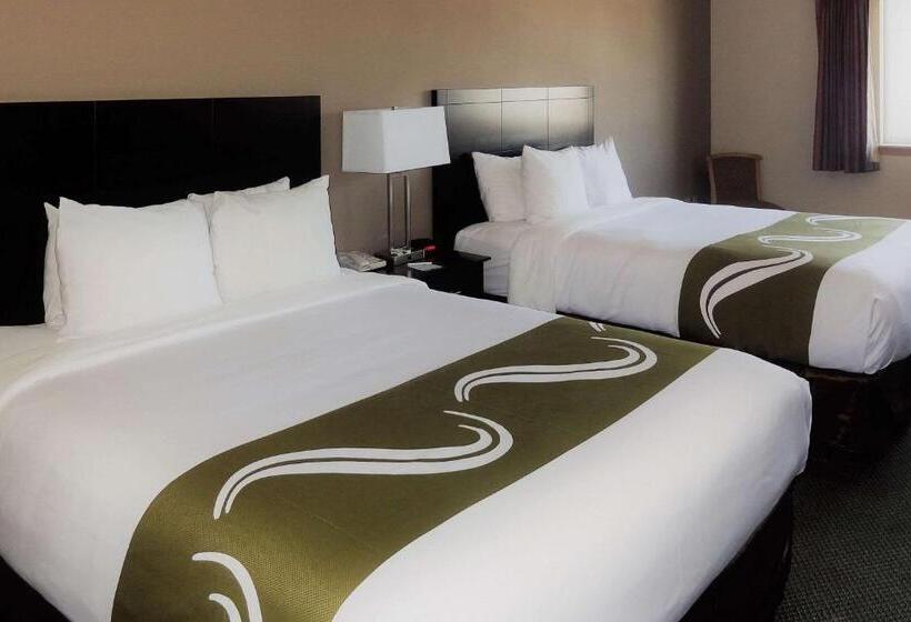 בית מלון כפרי Quality Inn Tulalip  Marysville