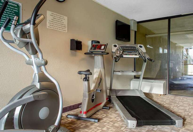 فندق Quality Inn University Area