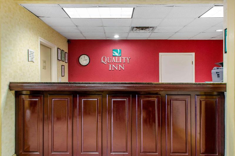 فندق Quality Inn University Area