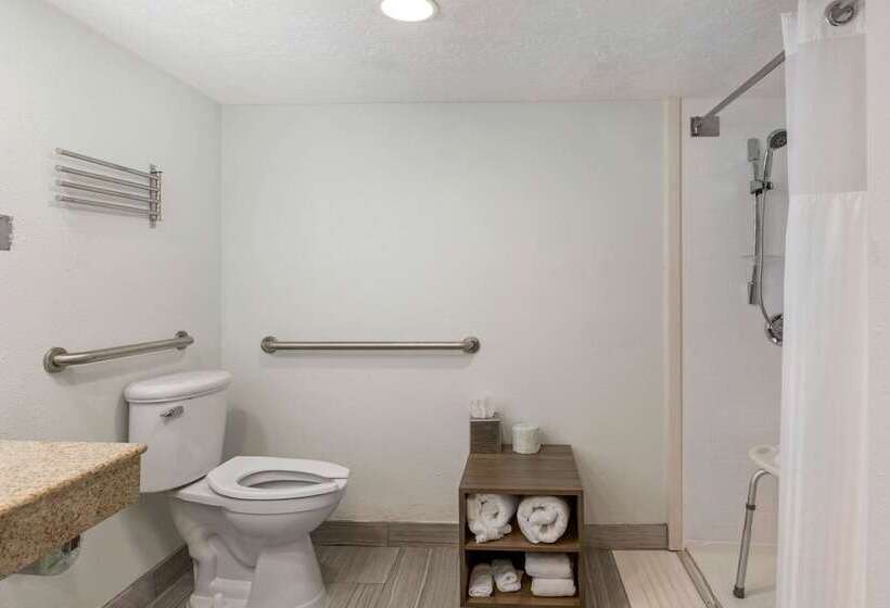 Radisson Hotel Grand Rapids Riverfront