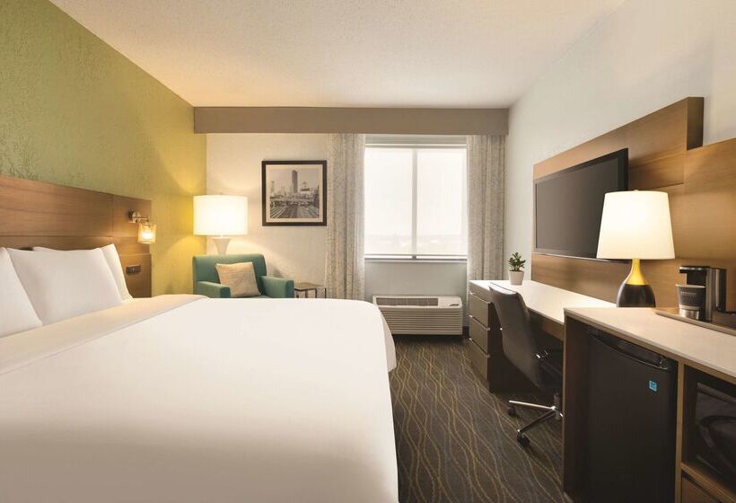 Radisson Hotel Grand Rapids Riverfront