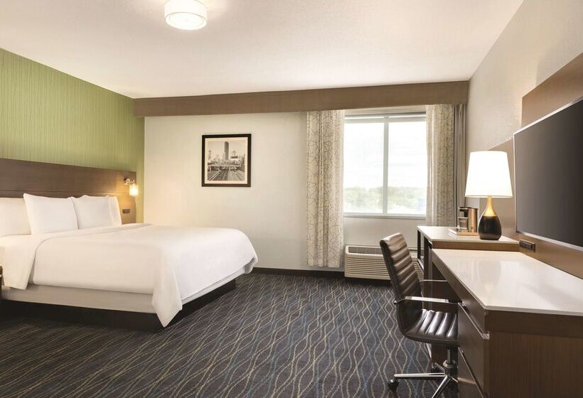 Radisson Hotel Grand Rapids Riverfront