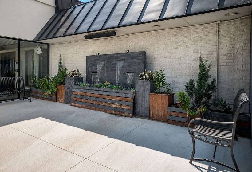 Radisson Hotel Grand Rapids Riverfront