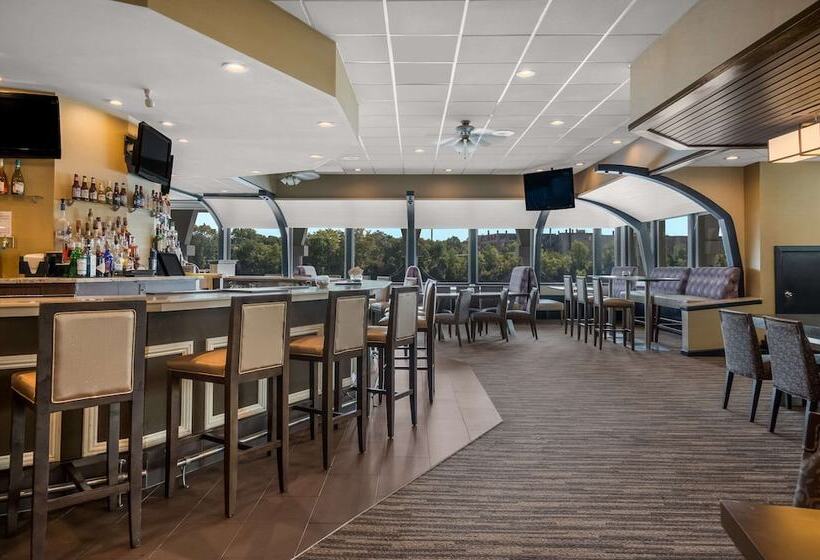 Radisson Hotel Grand Rapids Riverfront