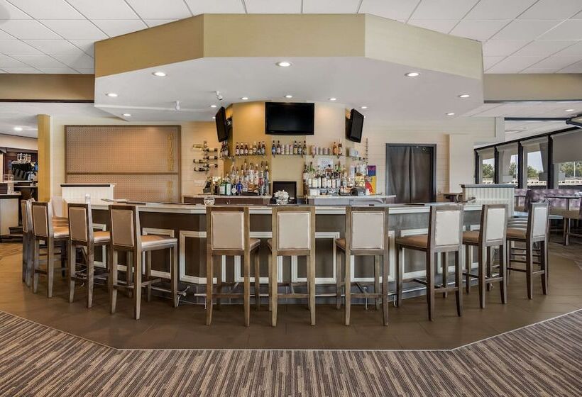 Radisson Hotel Grand Rapids Riverfront