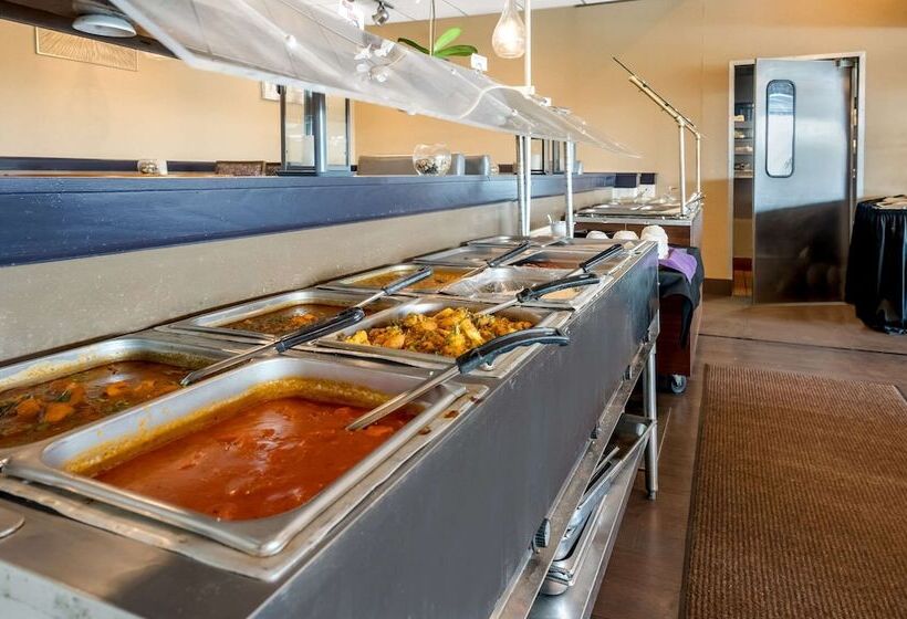 Radisson Hotel Grand Rapids Riverfront