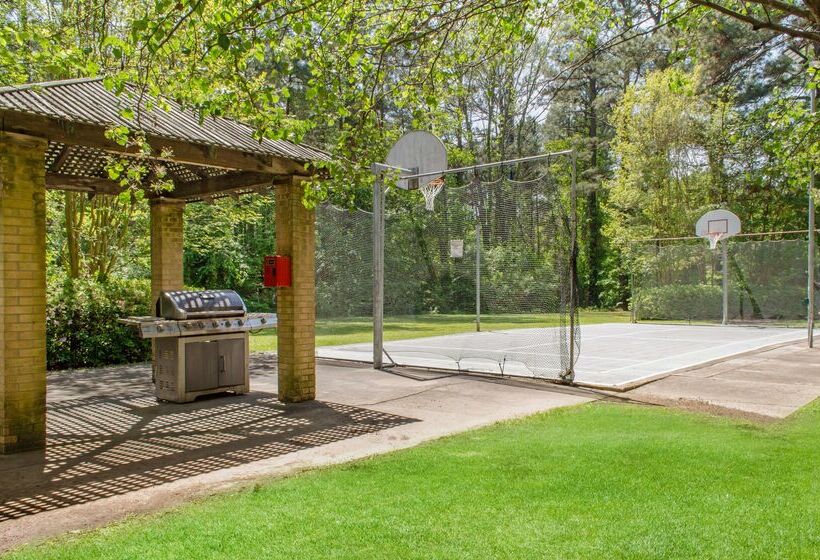 هتل Ramada By Wyndham Shreveport Airport