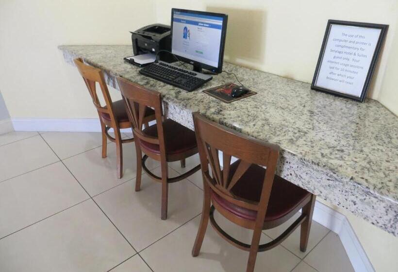 Seralago Hotel & Suites Main Gate East