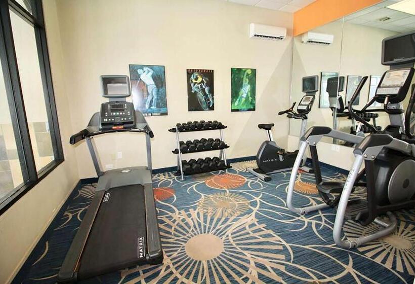 فندق Stay Suites Formerly Known As Days Inn & Suites By Wyndham La Crosse Onalaska