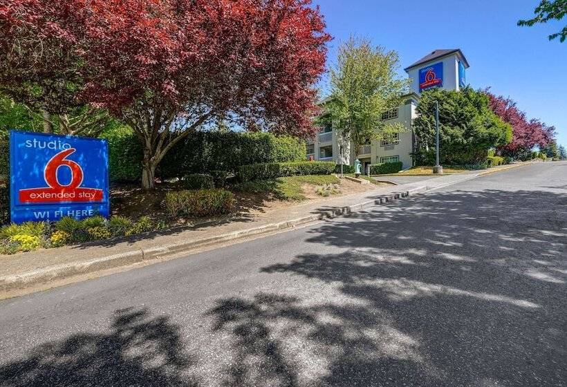 בית מלון כפרי Studio 6 Mountlake Terrace, Wa   Seattle