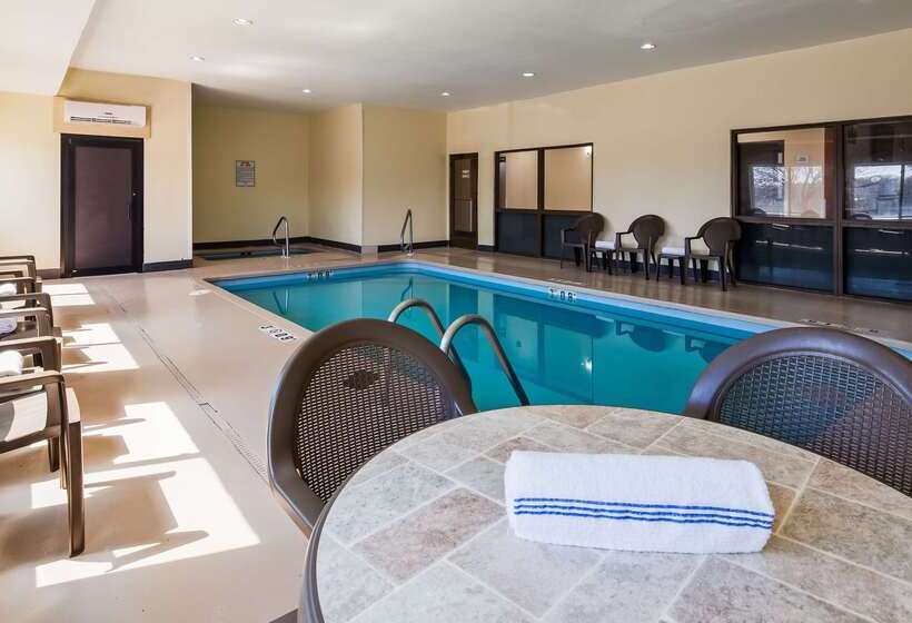 Surestay Plus Hotel By Best Western Blue Springs