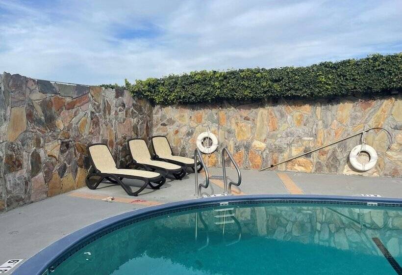 Surestayplus Hotel By Best Western San Jose Central City