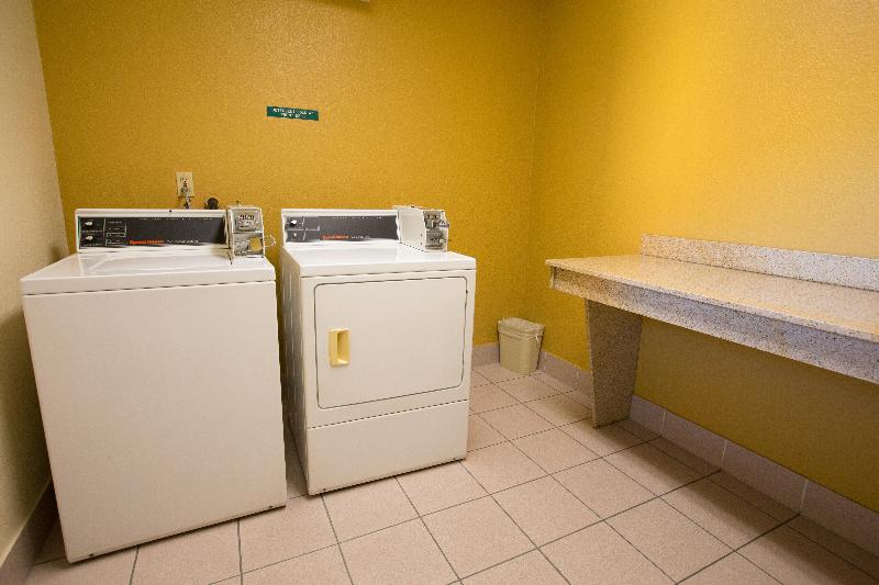 Surestayplus Hotel By Best Western San Jose Central City