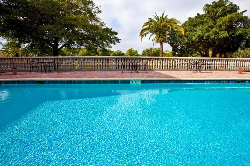 בית מלון כפרי Country Inn & Suites By Radisson, Rj Stadium   Tampa Airport East