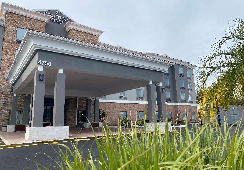 בית מלון כפרי Country Inn & Suites By Radisson, Rj Stadium   Tampa Airport East