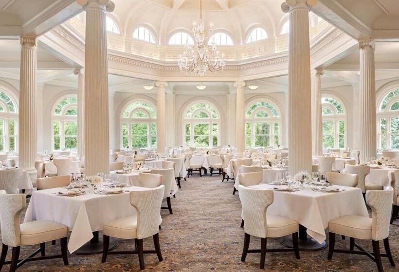 酒店 The Omni Homestead Resort & Spa