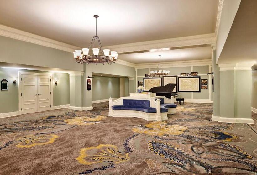 酒店 The Omni Homestead Resort & Spa