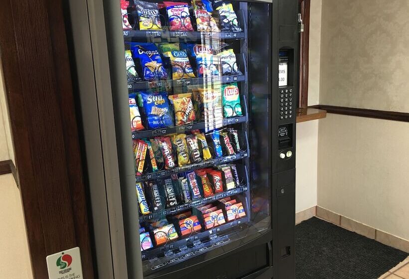 فندق Travelodge By Wyndham Monroe