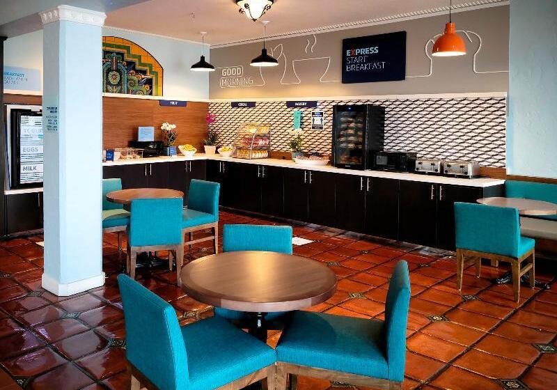 فندق Virginia Santa Barbara, Tapestry Collection By Hilton