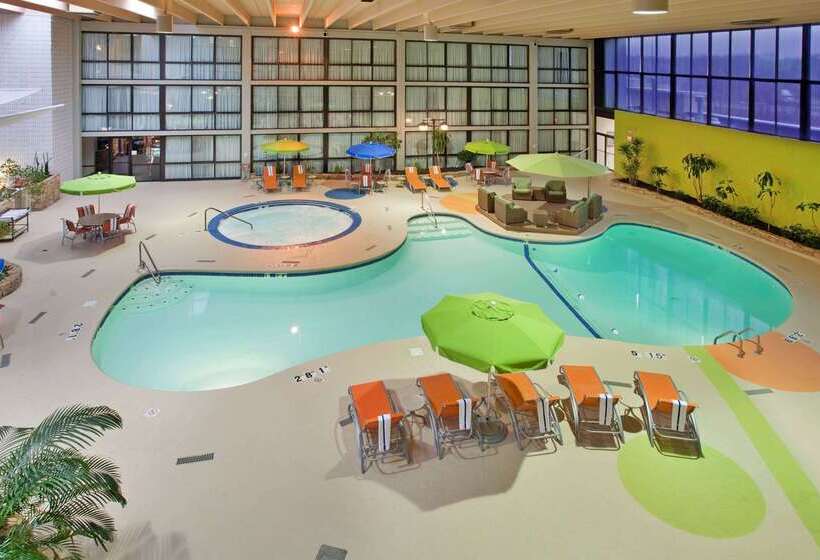 ホテル Wingate By Wyndham Kansas City