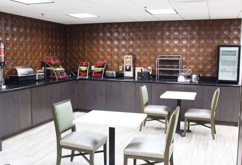 فندق Wingate By Wyndham Savannah I 95 North