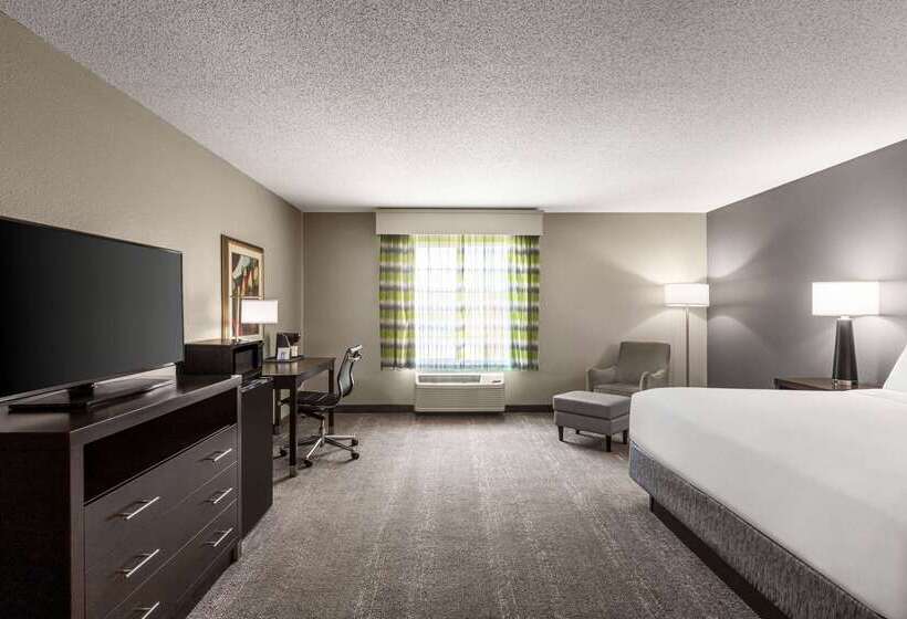 فندق Wingate By Wyndham Savannah I 95 North