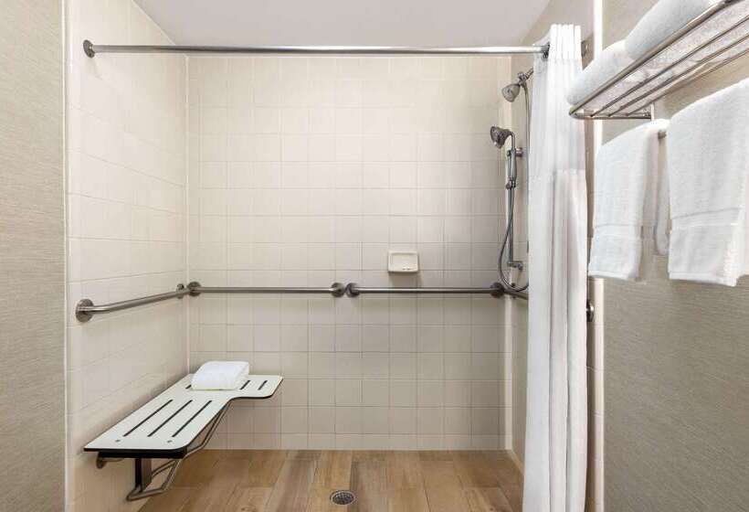 فندق Wingate By Wyndham Savannah I 95 North