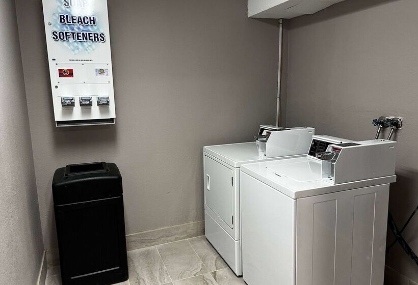 ホテル Wingate By Wyndham Troy