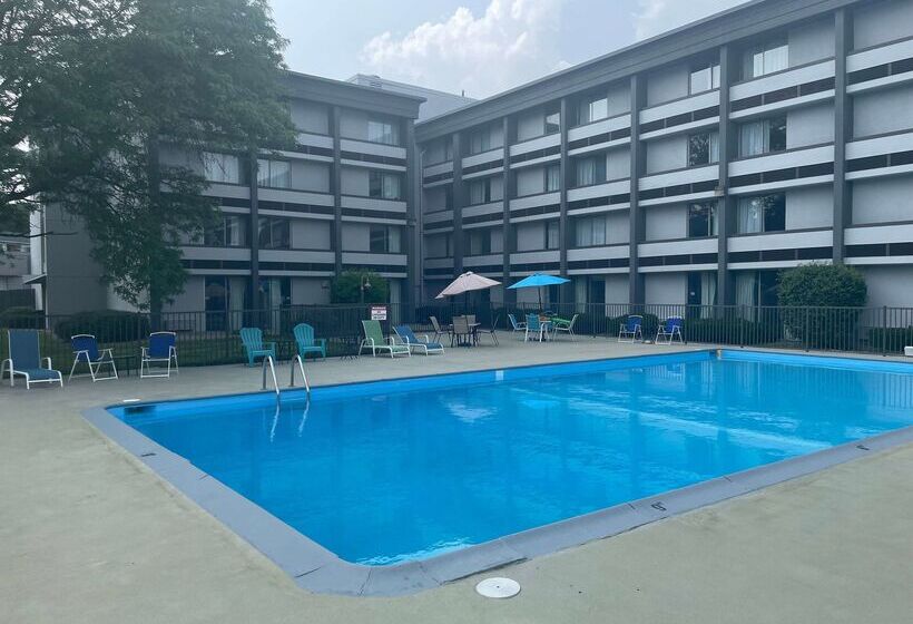 ホテル Wingate By Wyndham Troy