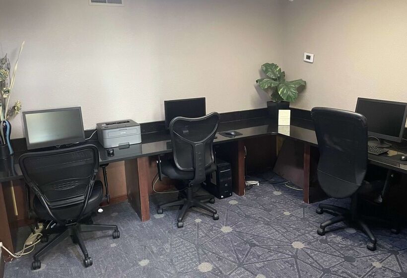 ホテル Wingate By Wyndham Troy