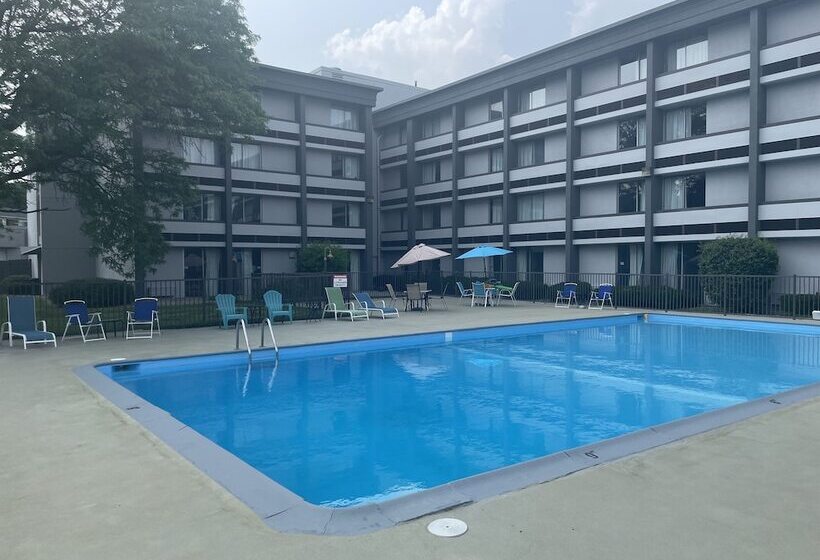 ホテル Wingate By Wyndham Troy