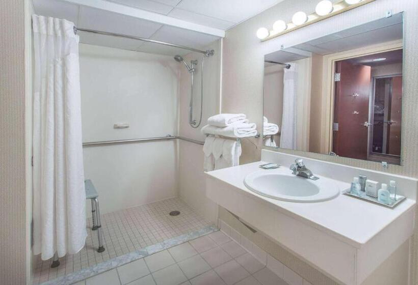 ホテル Wyndham Garden Conference Center Champaign/urbana