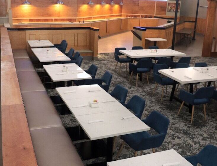 ホテル Wyndham Garden Conference Center Champaign/urbana