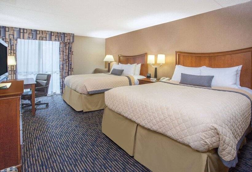 ホテル Wyndham Garden Conference Center Champaign/urbana