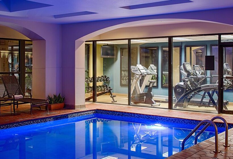 هتل Wyndham New Orleans  French Quarter