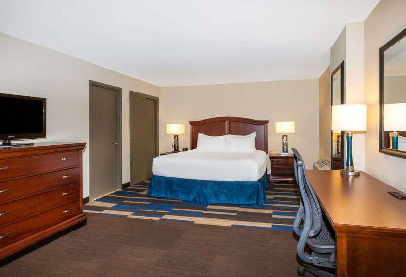 هتل Wyndham New Orleans  French Quarter