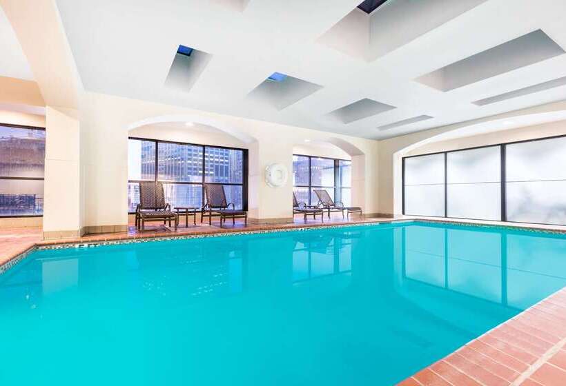 هتل Wyndham New Orleans  French Quarter