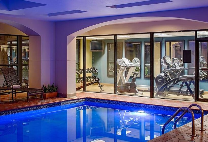 هتل Wyndham New Orleans  French Quarter