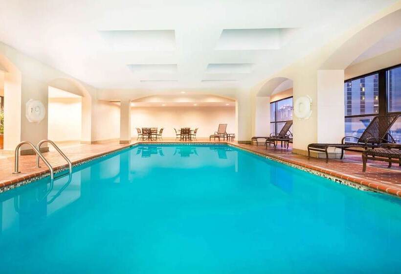 هتل Wyndham New Orleans  French Quarter