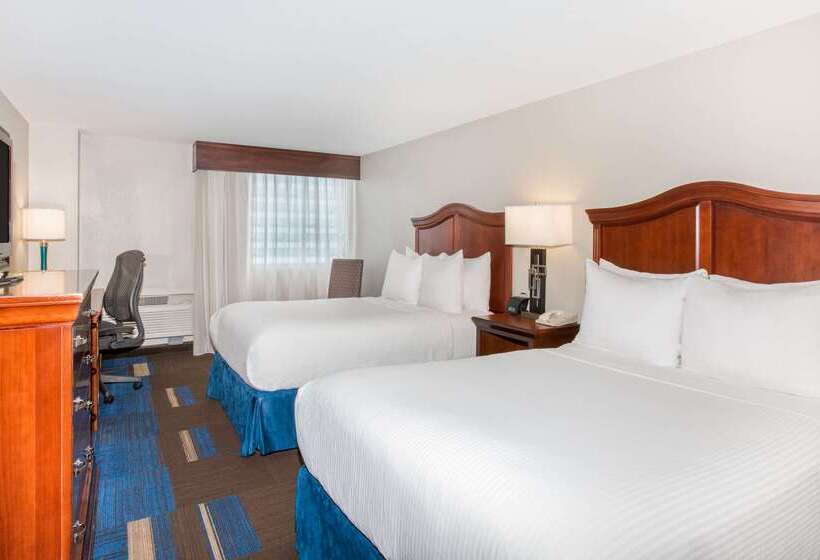 هتل Wyndham New Orleans  French Quarter