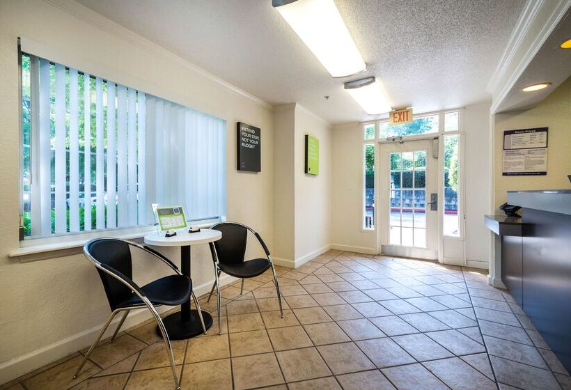 Motel 6 Duluth, Ga  Atlanta  Gwinnett Place